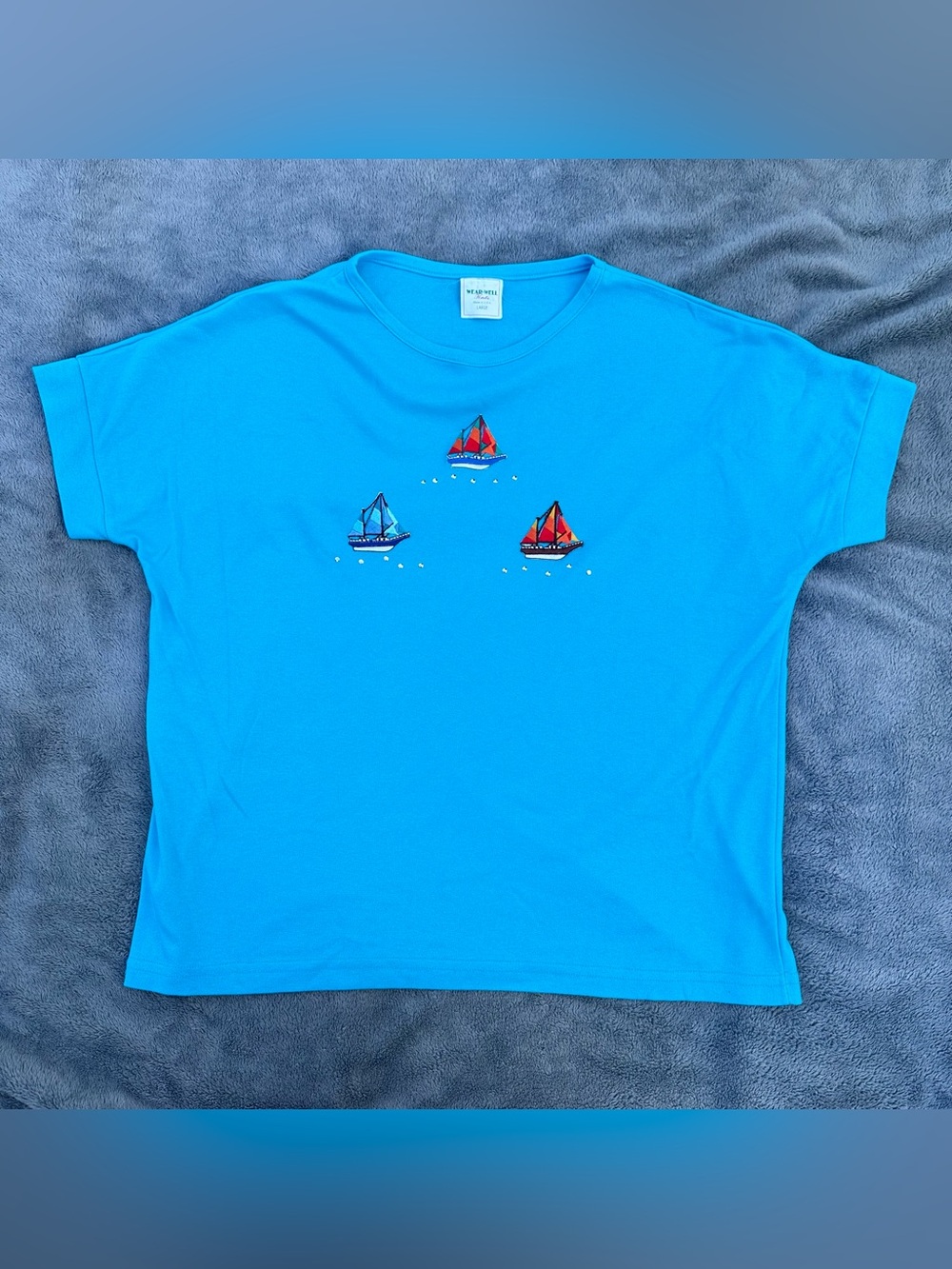 Vintage Wear-Well Knits Blue Embroidered Sailboat T-shirt - Women’s Large